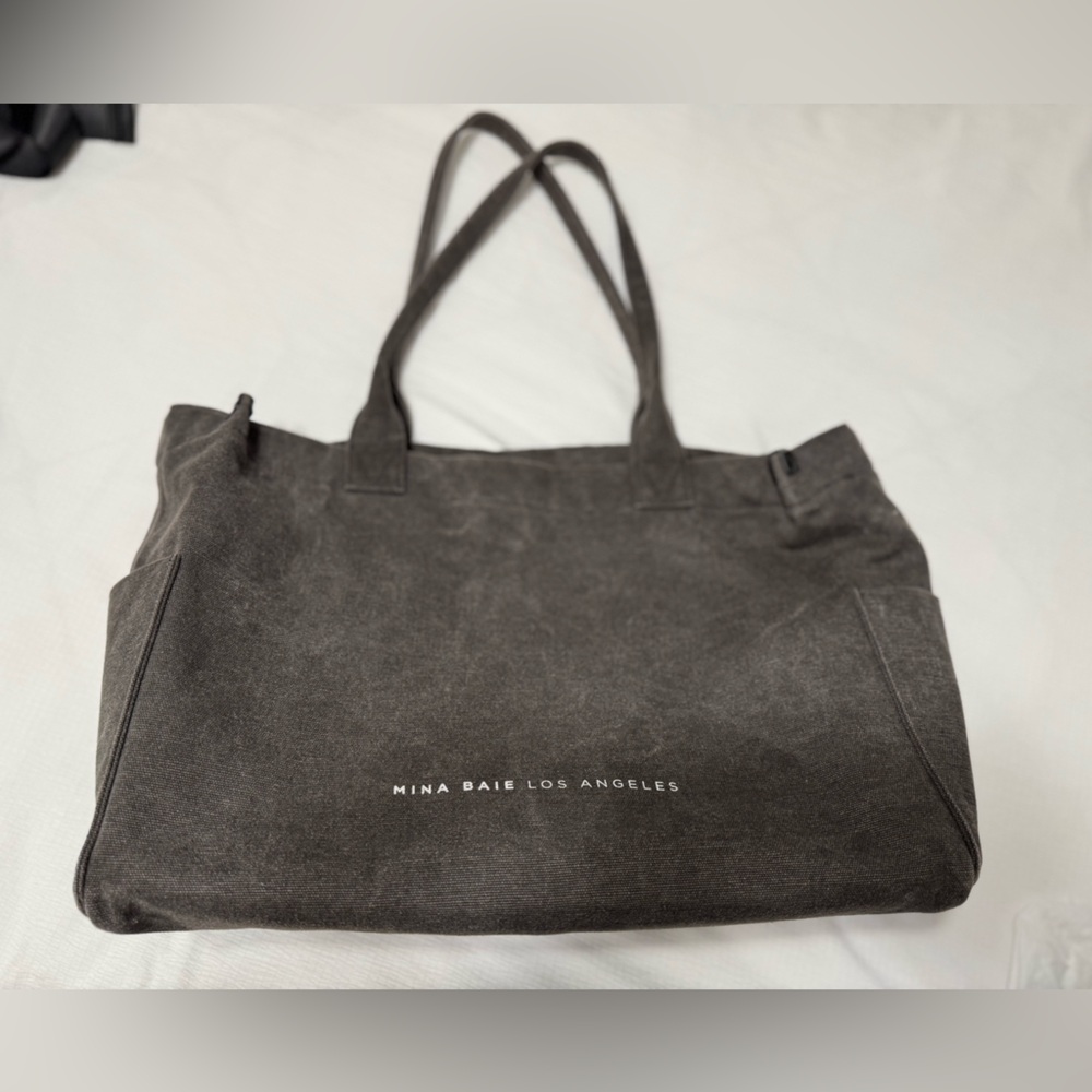 Mina Baie Midi Jude tote